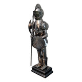 Escultura Cavaleiro Medieval Com Escudo E Machado Em Metal