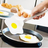 Espátula Ovo Frito Firme Cabo Aço Inox Panqueca Ovos Cozinha Cor Branco
