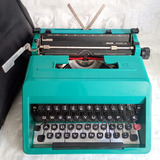 Funcionando Máquina De Escrever Olivetti Studio 45 Verde