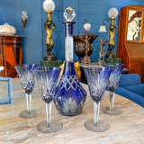 Garrafa De Licor Em Cristal Tcheco Azul Com 4 Taças