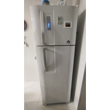 Geladeira Com Freezer Electrolux Df36