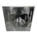 Vinil