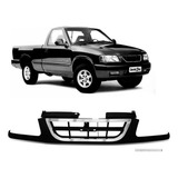 Grade Radiador S10 Blazer 1995 A 1998 Preta C Friso Cromado