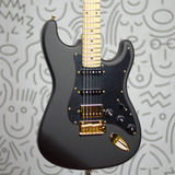 Guitarra Seizi Budokan Vintage Hss Alnico Superstrato Basswood Braço Maple Nut Osso Trastes Inox Tarraxa Com Trava Ferragens Douradas Ponte Flutuante 2 Pivôs Alavanca Ass Reinaldo Meirelles Bag Deluxe