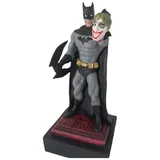 Imperdivel Batman Segurando A