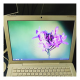 Macbook A1181 White 2009